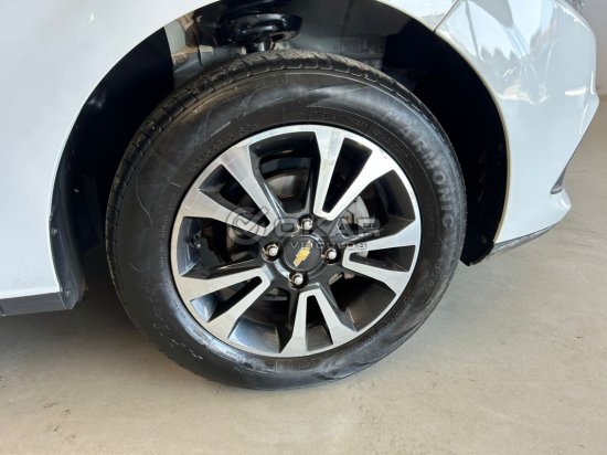 chevrolet-onix-ltz-1-4-2013-2014-48042