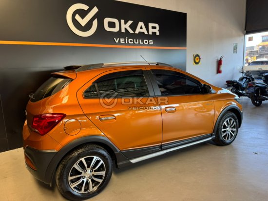 chevrolet-onix-1-4-aut-act-2016-2017-54572