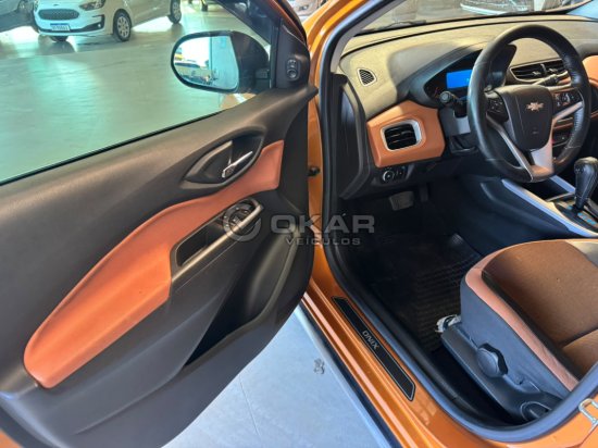 chevrolet-onix-1-4-aut-act-2016-2017-54577
