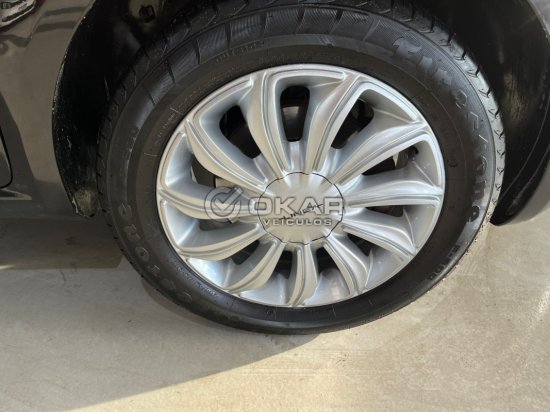 fiat-linea-essence-1-8-2015-2016-53882