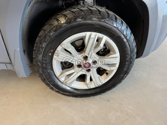 fiat-idea-adventure-1-8-2015-2015-54433