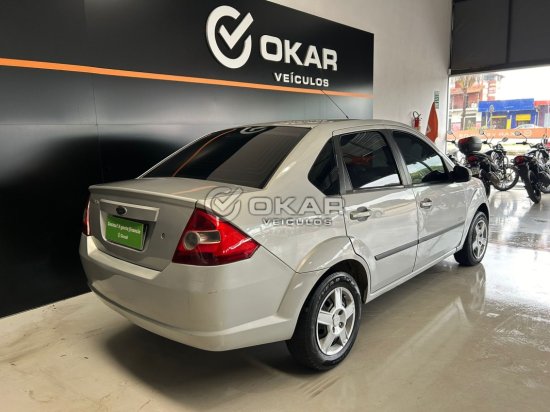 ford-fiesta-sedan-1-0-2009-2009-39116