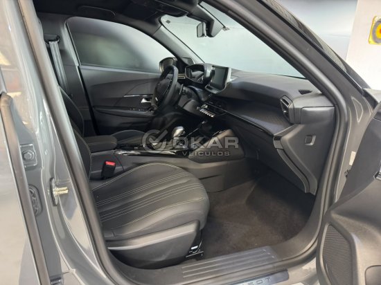 peugeot-2008-gt-hybrid-1-0-2026-2026-54835