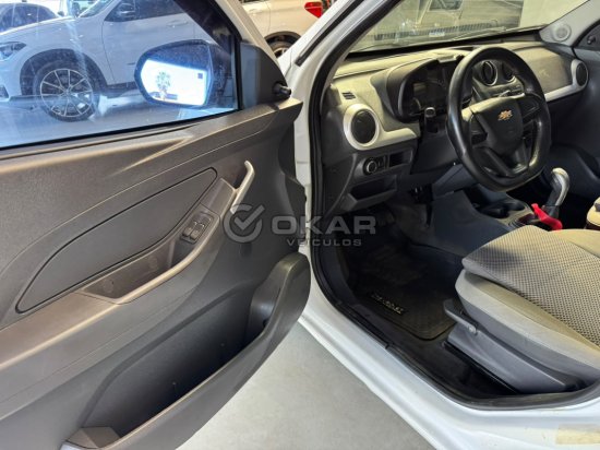 chevrolet-montana-ls-1-4-2013-2014-54881